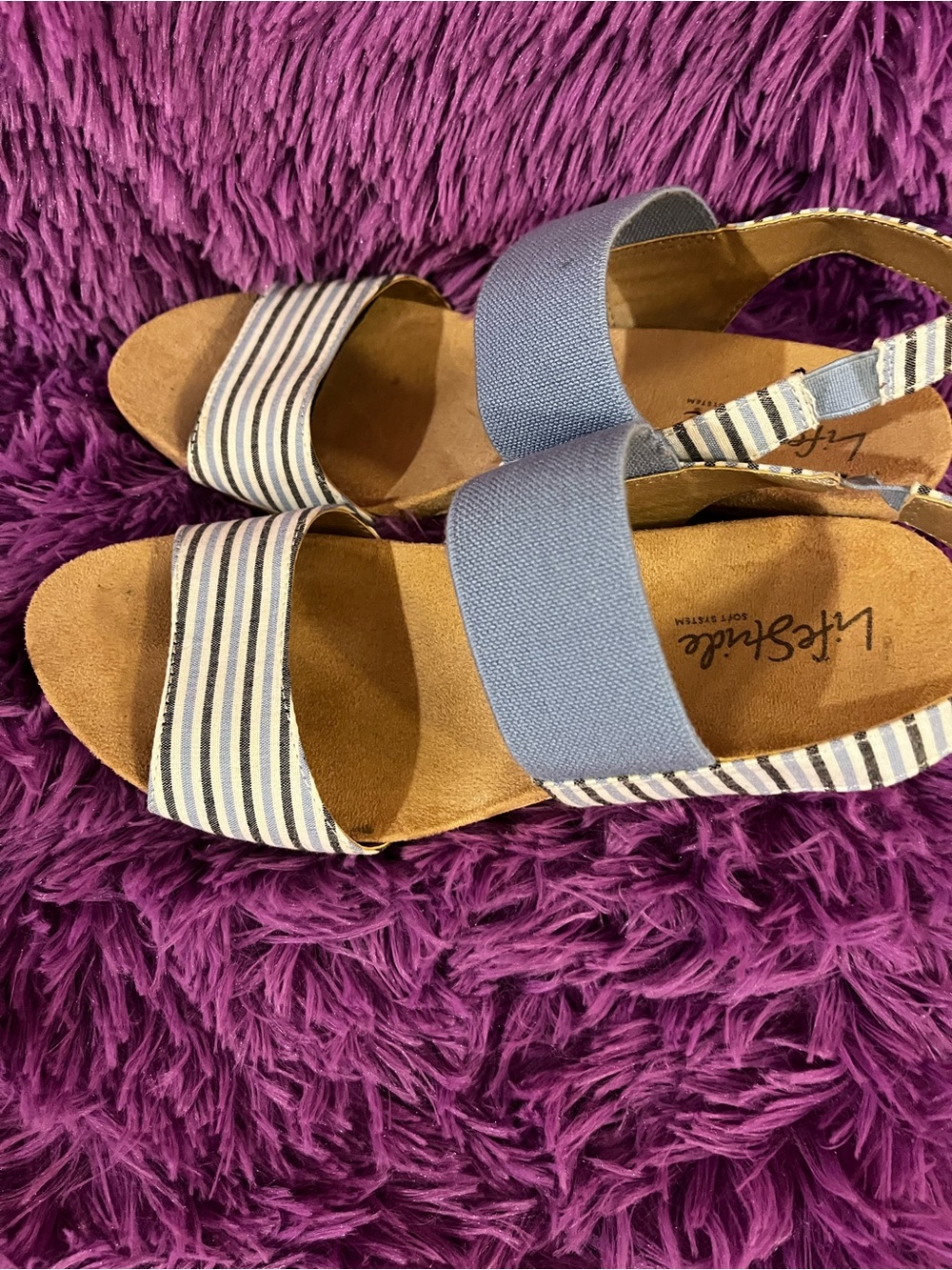 LifeStride Blue and White Striped Womens Sandals